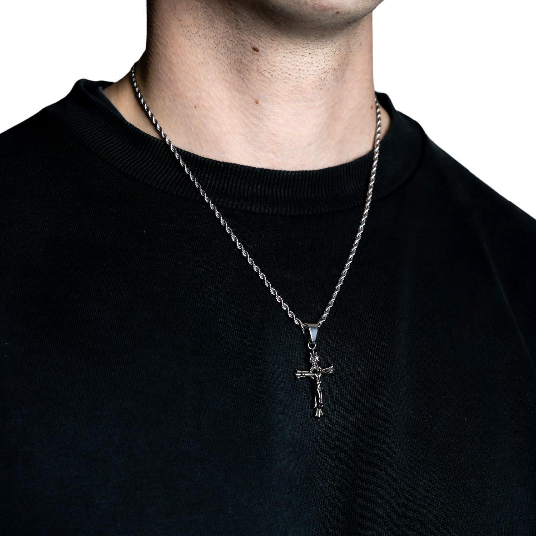 empowrd-jesus-pendant-silver-2